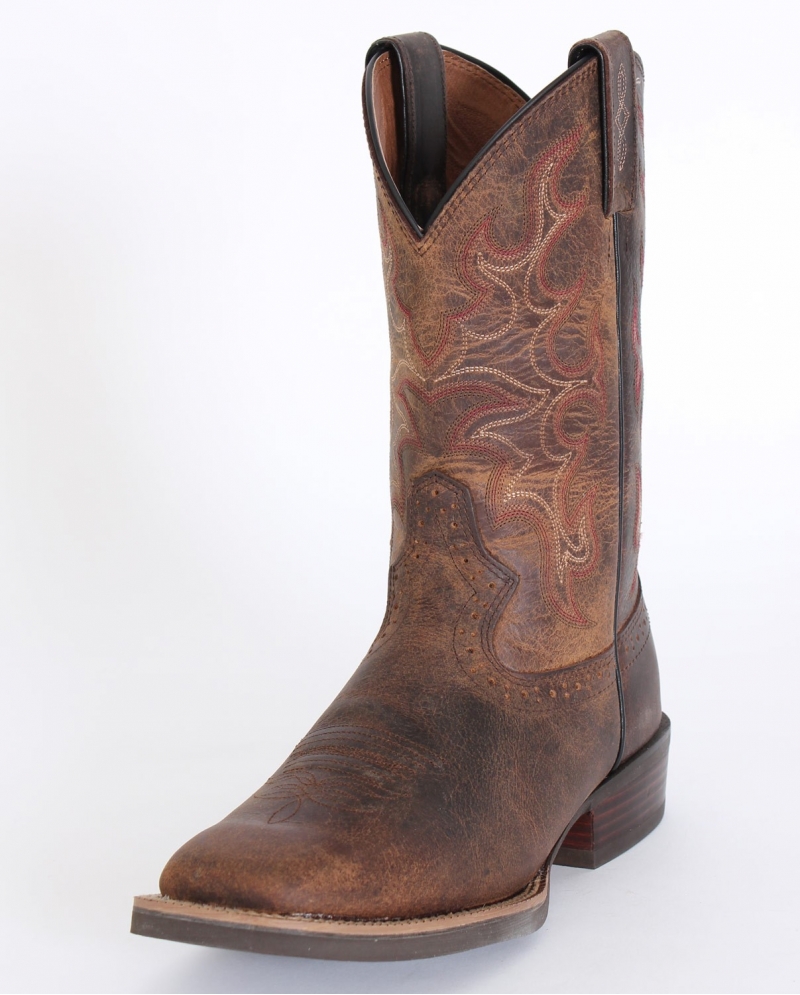 square toed boots