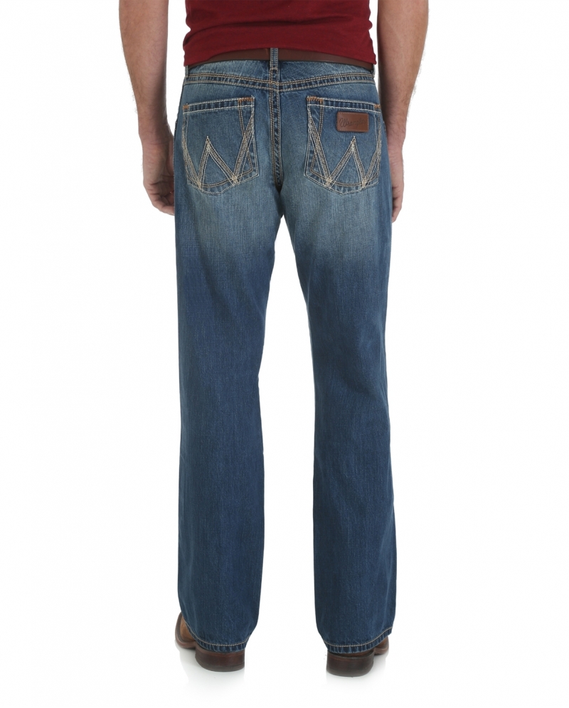 wrangler relaxed fit bootcut