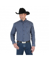 Wrangler® Men's George Strait Long Sleeve Button Shirt