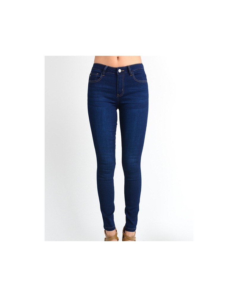 curvy ladies in jeans