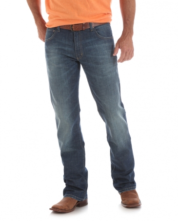 Wrangler Retro® Men's Slim Boot Jeans