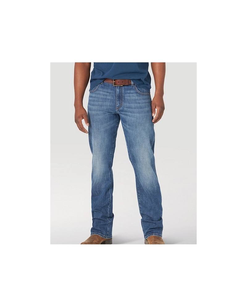 Wrangler Retro® Men's Relaxed Boot Cut 