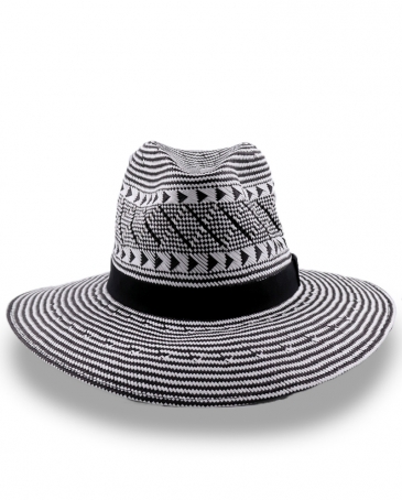 Twister Raffia Hat Black And White