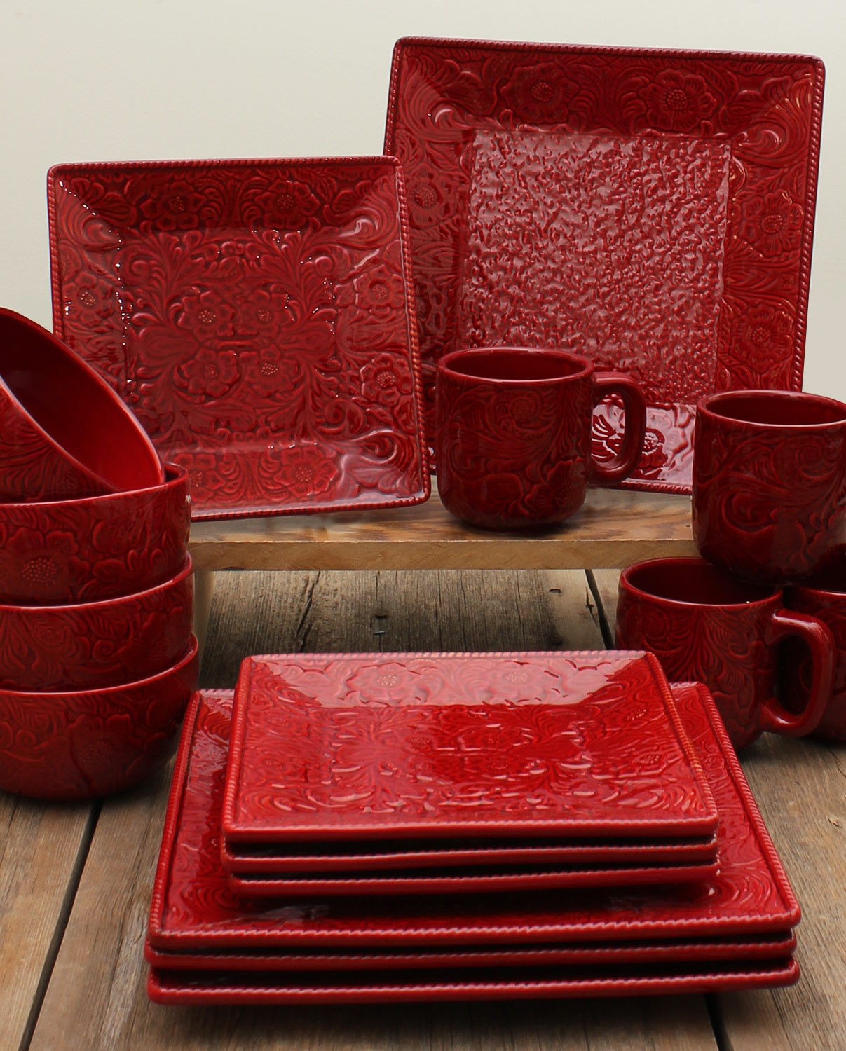 Hiend Accents Savannah 16 Piece Dinnerware Set Fort Brands Hiend Accents Savannah 16 Piece Dinnerware Set