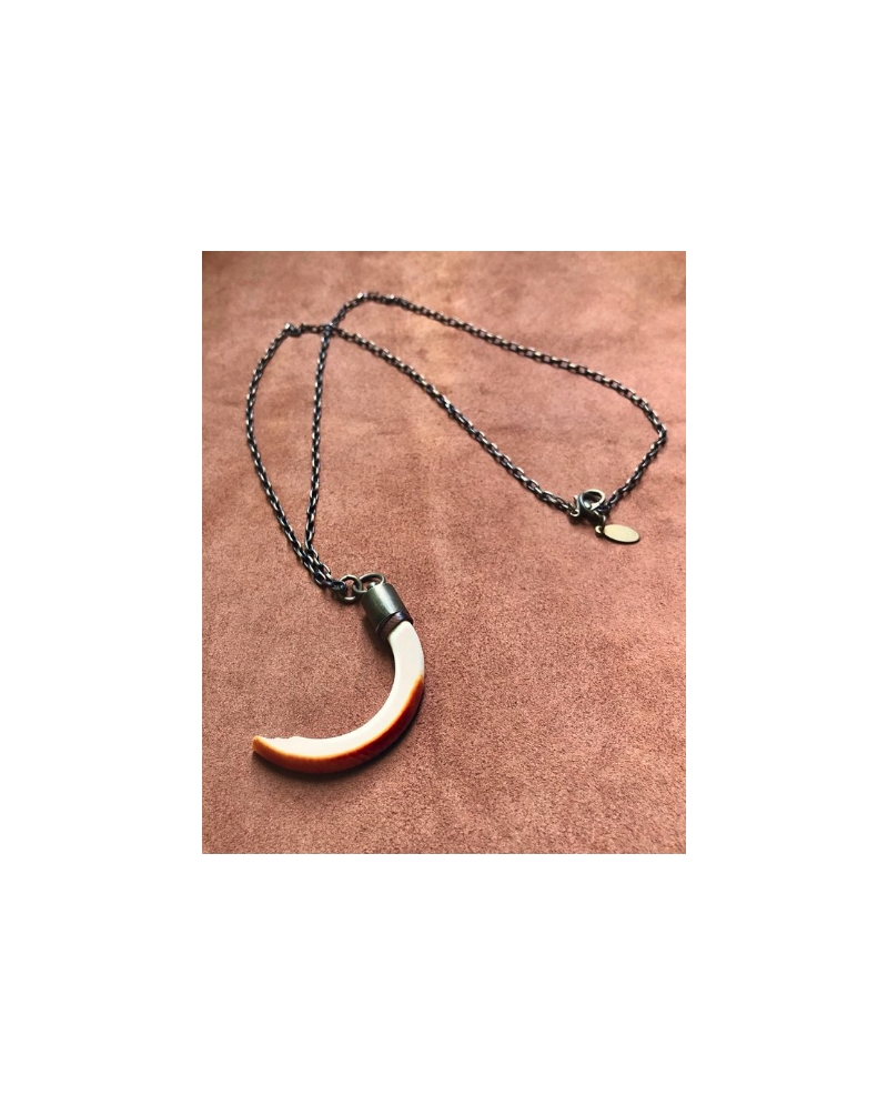 Viking Boar Tusk Necklace – Medieval Fur