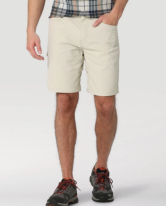 Wrangler Men s ATG Angler Utility Short