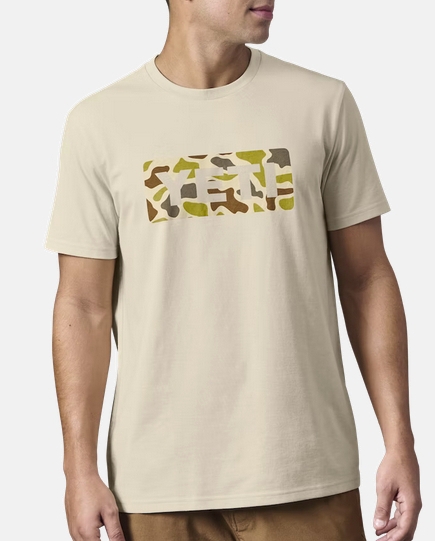 Yeti® Men's Camo Logo Badge Camo Tee Fort Brands
